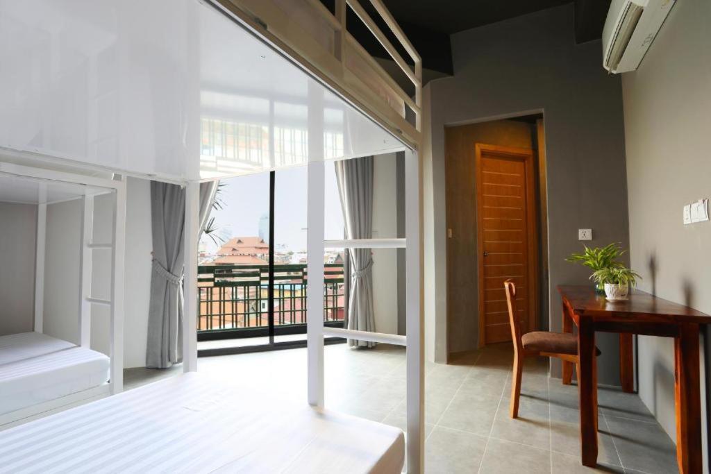 Sky Hotel Central Phnom Penh - Rooms & Apartments Εξωτερικό φωτογραφία