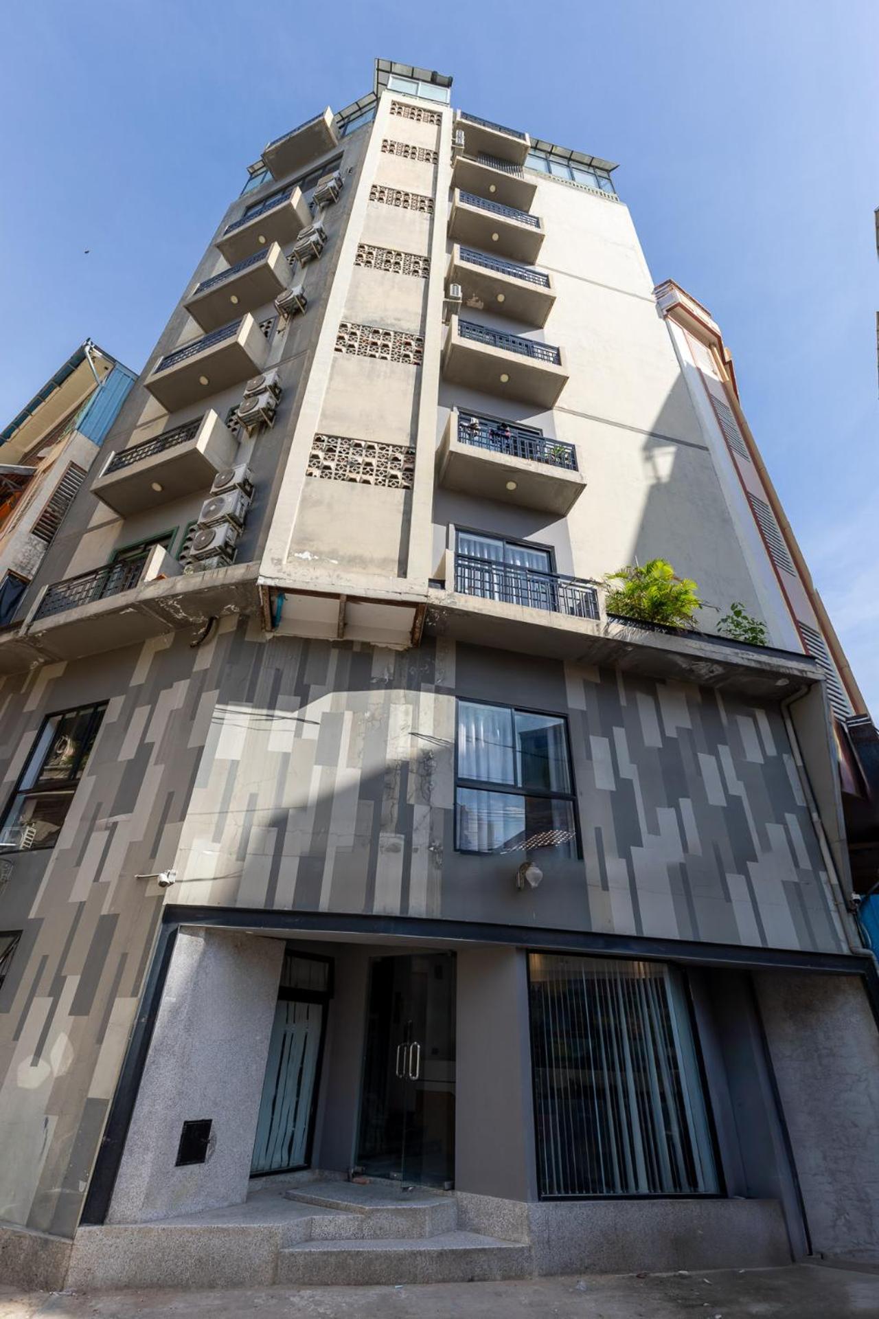 Sky Hotel Central Phnom Penh - Rooms & Apartments Εξωτερικό φωτογραφία
