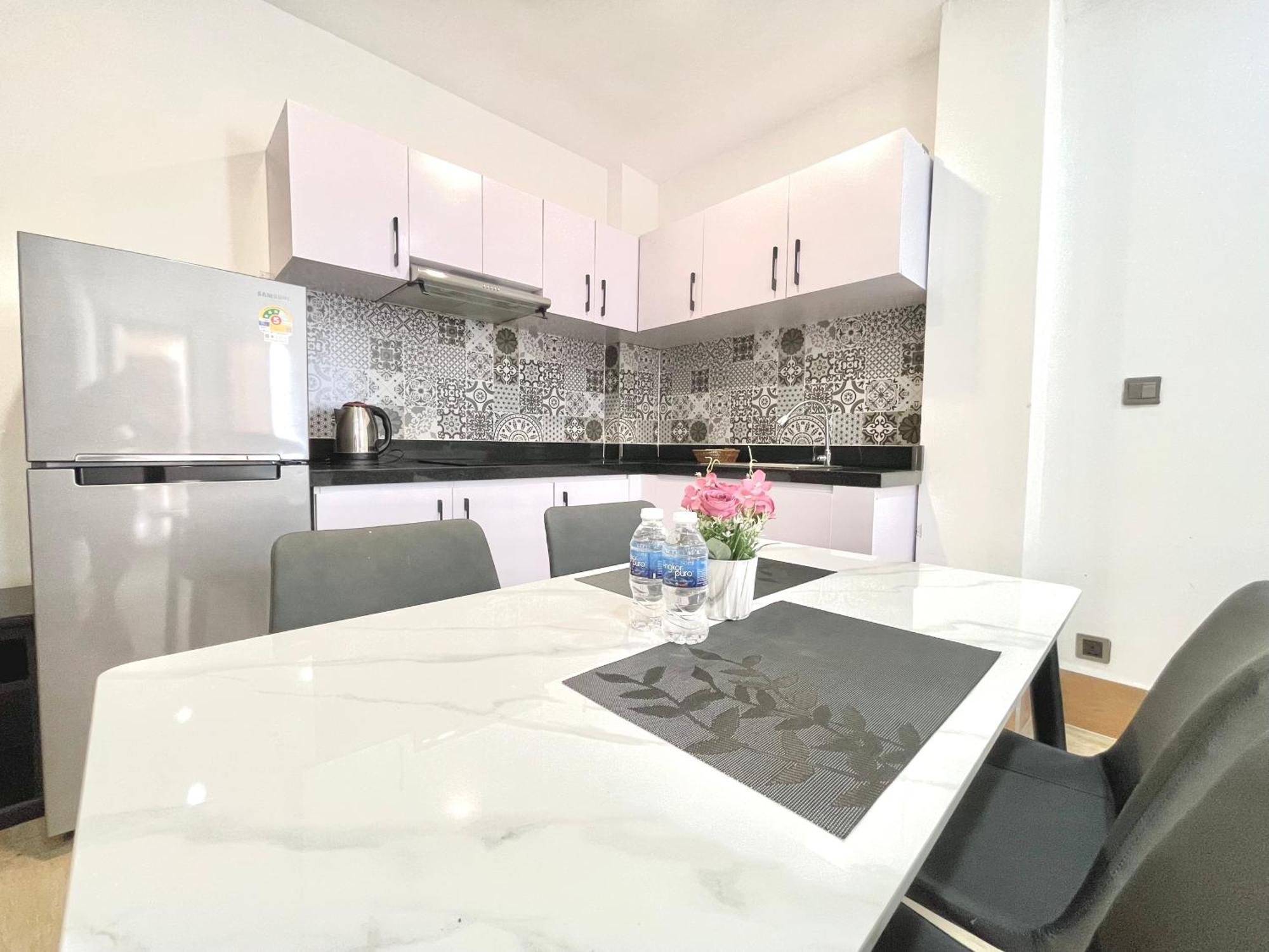Sky Hotel Central Phnom Penh - Rooms & Apartments Εξωτερικό φωτογραφία